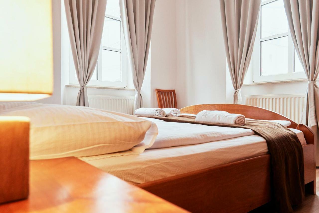 Rooms & Restaurant Ostarija Dolenjske Toplice Luaran gambar